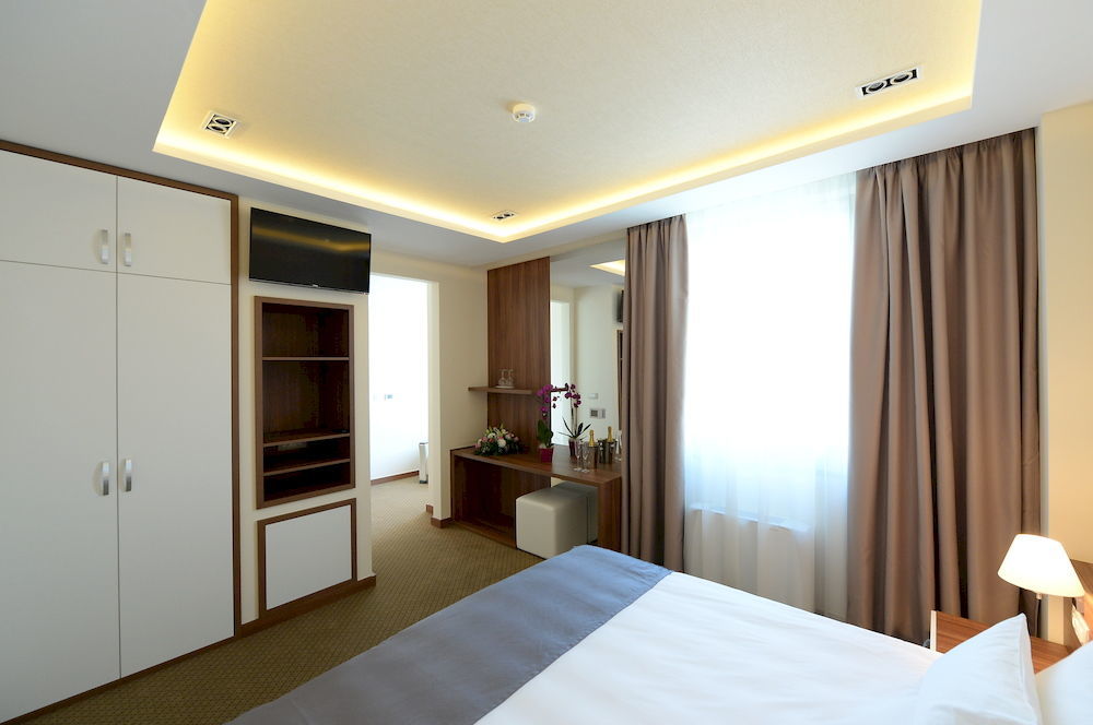 Hotel Hedonic Belgrade Luaran gambar