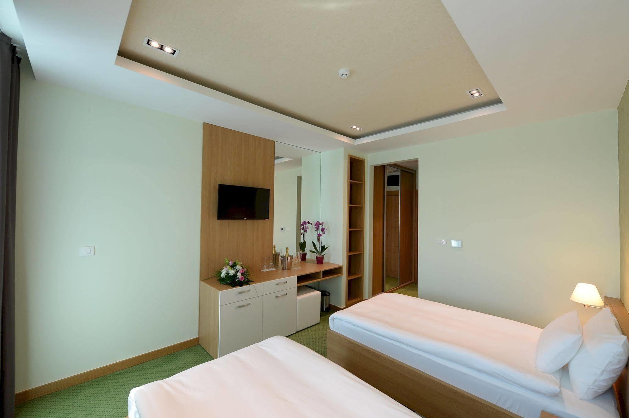 Hotel Hedonic Belgrade Luaran gambar